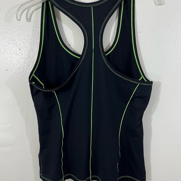 Fabletics black and neon green work out tank. Size large - Picture 5 of 12